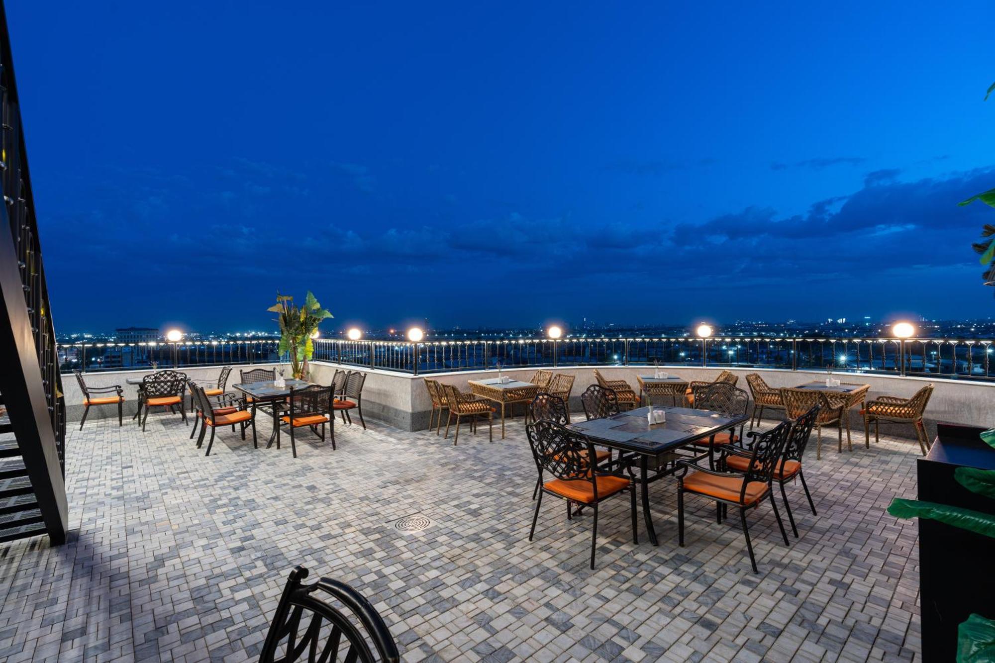 Shamsan Airport Hotel Ташкент Екстер'єр фото